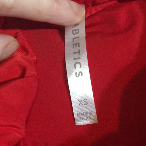 Warm winter vest- Fabletics - Picture 2 of 6